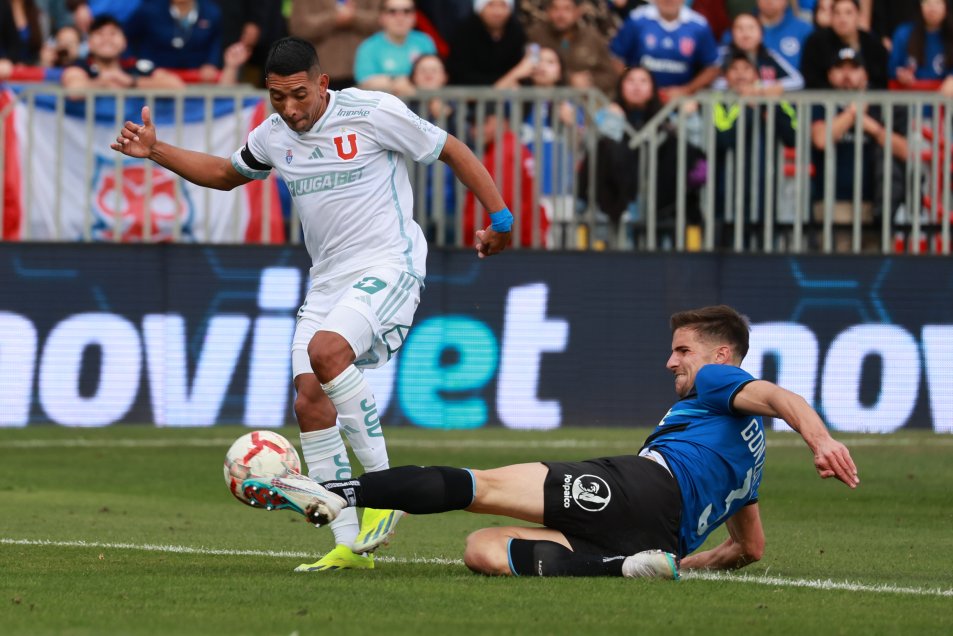 La U goleó en Talcahuano y se mantiene como líder