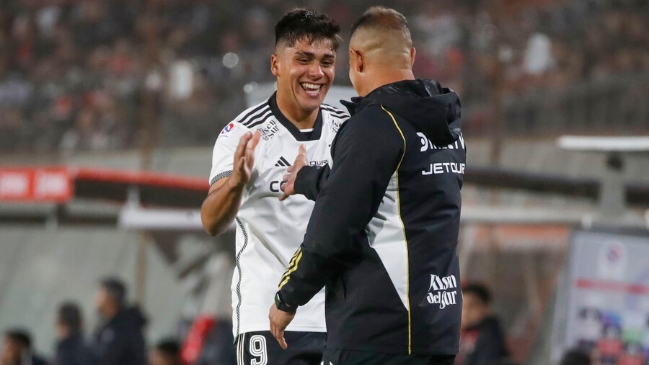 Carlos Palacios elogió a Damián Pizarro: Estamos felices por los dos goles que anotó