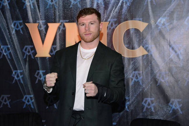 “Canelo” Álvarez tuvo un fuerte round fuera del ring con Óscar de La Hoya