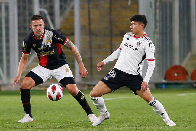 Buenas nuevas en Colo Colo: Alexander Oroz regresó a los entrenamientos