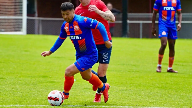 Emanuel Ponce: El delantero chileno que es figura en exótica liga en Australia