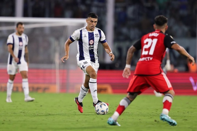 La gran sorpresa de Gareca: ¿Quién es Ulises Ortegoza?