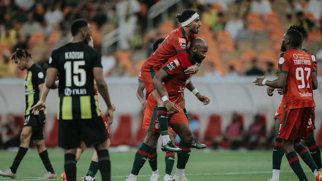 Al Ittihad de Marcelo Gallardo sufrió humillante derrota ante el equipo de Steven Gerrard