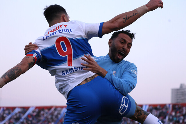 U. Católica de la mano de Zampedri le ganó a O’Higgins y se encumbra en la tabla