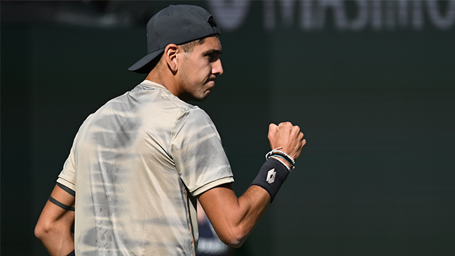 Alejandro Tabilo frenó a Novak Djokovic y consigue el mejor triunfo de su carrera