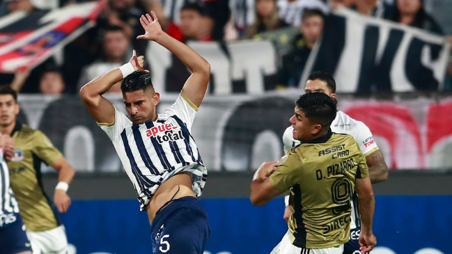 Carlos Zambrano tras duelo ante Colo Colo: “Cada vez tengo menos ganas de jugar”