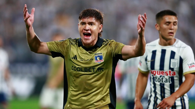 Leo Gil no se inmuta por las críticas: Cuando entro a la cancha siento el cariño de la gente