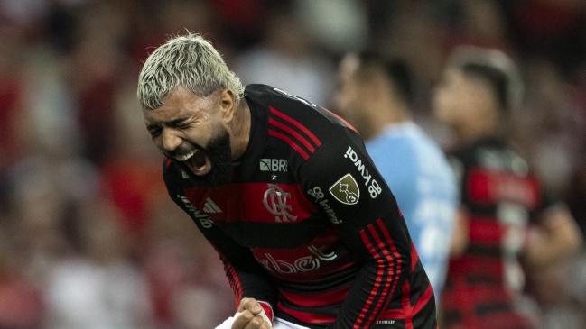Gabigol fue castigado por usar la camiseta del Corinthians