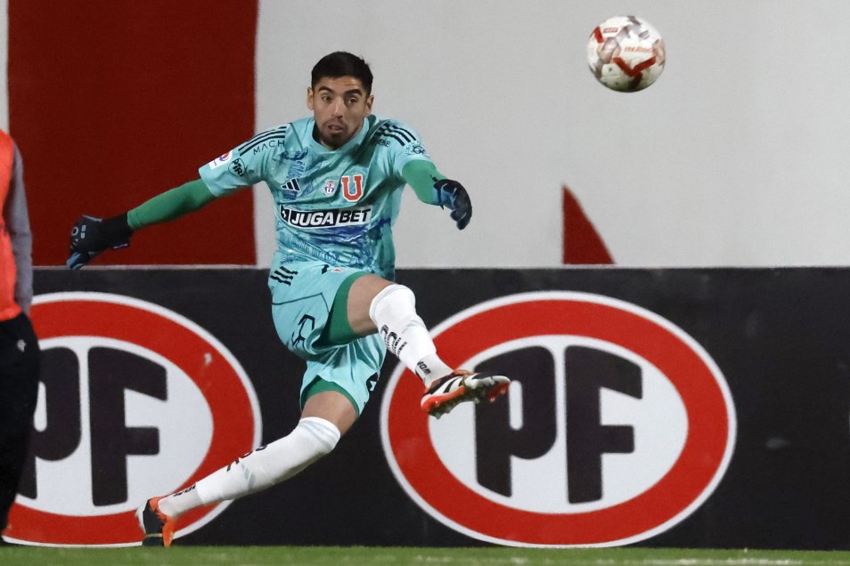 ¡Esperan sostener el invicto!: La alineación titular de la U para el Clásico Universitario