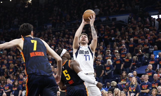 Dallas se instaló en la final de la Conferencia Oeste de la NBA