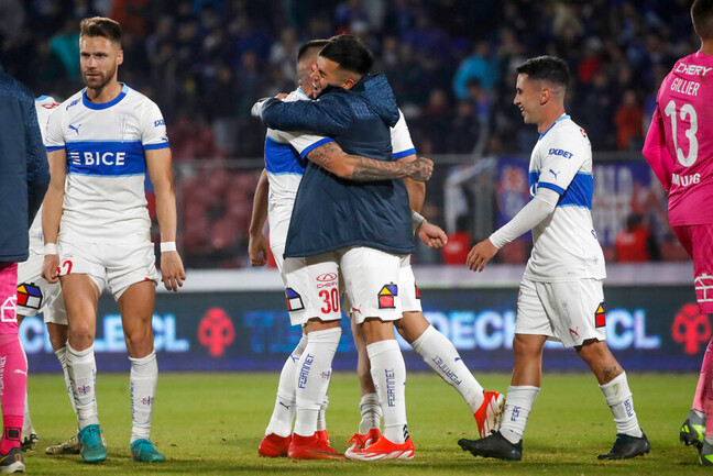 Universidad Católica y Cobreloa: Si la UC gana queda a un punto del líder