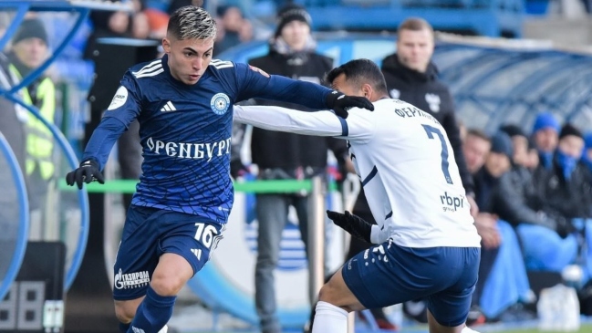 Jordhy Thompson se salvó del descenso junto a Orenburg en Rusia