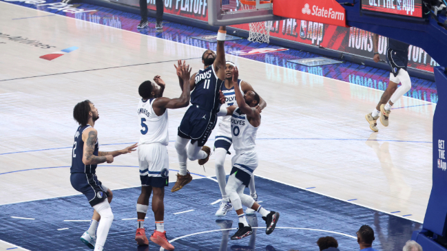 Mavericks quedó con la mesa servida ante Timberwolves en la final de conferencia de la NBA