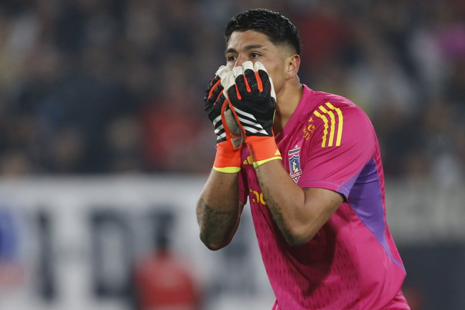 Sin Vidal ni Pizarro: La formación de Colo Colo para su “final” con Cerro Porteño en Copa Libertadores