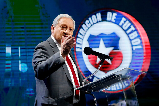 Arturo Salah Recibe un destacado reconocimiento