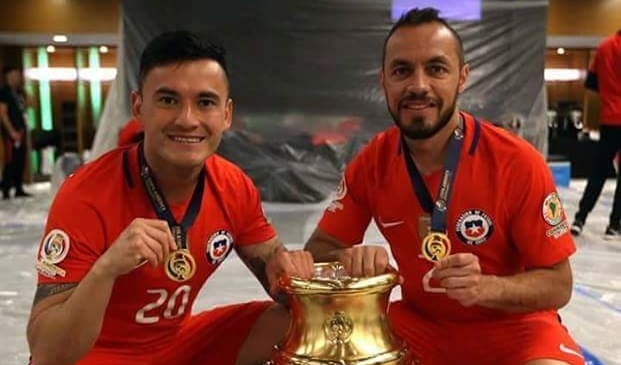 Marcelo Díaz sobre Charles Aránguiz: “Tiene las puertas demasiado abiertas en la U”