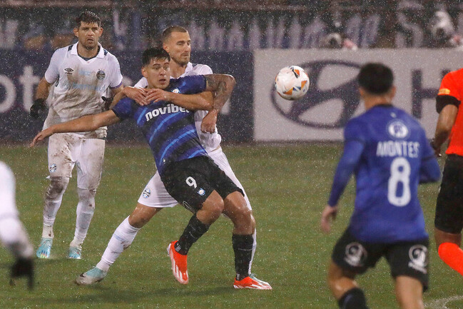 Huachipato no pudo con Gremio y se despidió de la Copa Libertadores