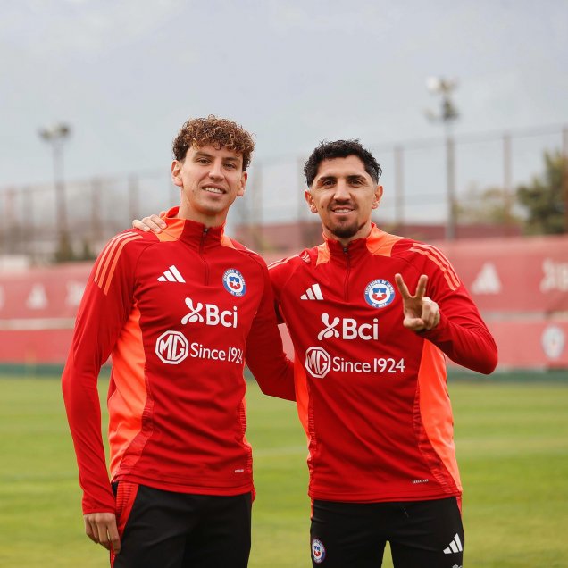 El alegre entrenamiento de viernes de la selección chilena pensando en Paraguay