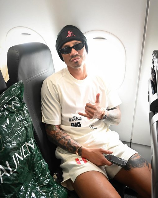 Rival de Chile inició su viaje a Estados Unidos para disputar la Copa América