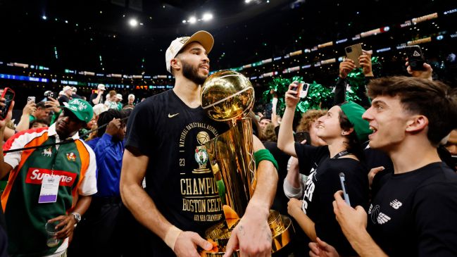 Boston fue una fiesta tras la obtención del anillo de los Celtics en la NBA
