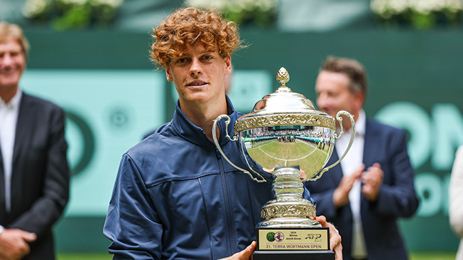 Sinner mete miedo: ganó su primer torneo en pasto en el ATP 500 de Halle