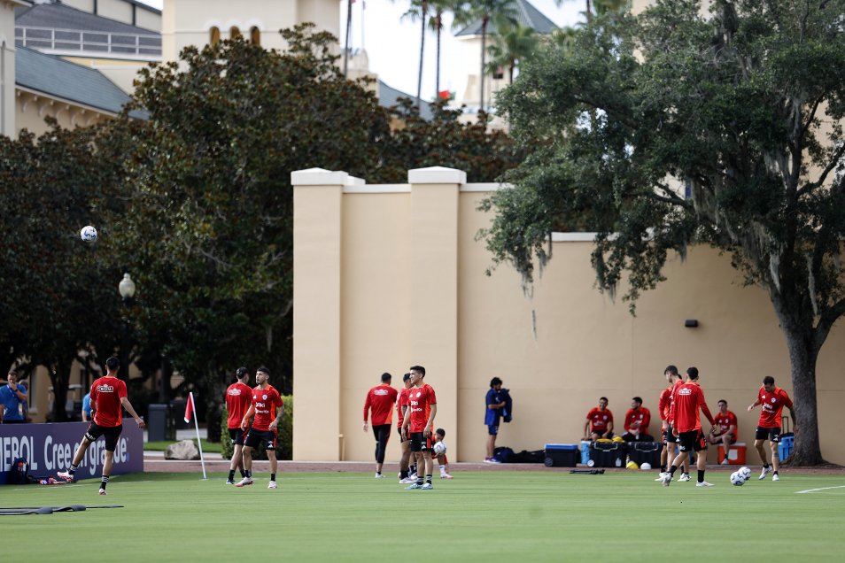 La selección chilena recuperó la sonrisa pensando en su “final” ante Canadá por Copa América