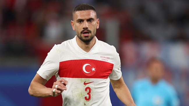 Referente y figura de Turquía recibió duro castigo por polémica celebración en la Eurocopa