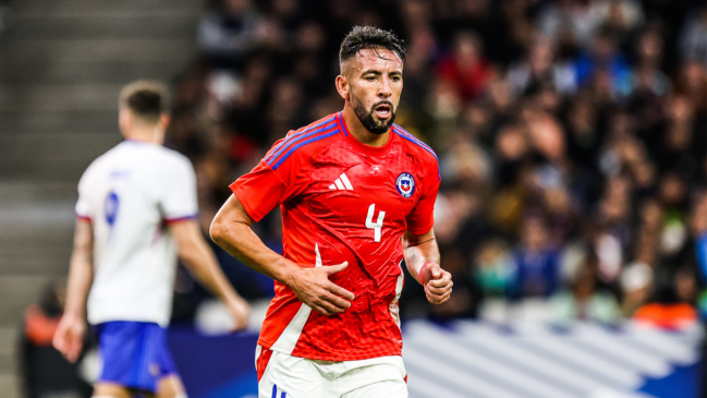 Colo Colo ofertó de manera formal por Mauricio Isla