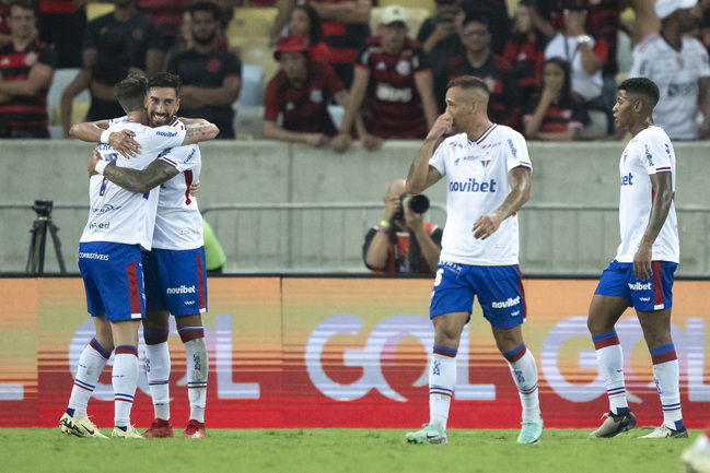 Juan Martín Lucero le amargó la noche a Erick Pulgar