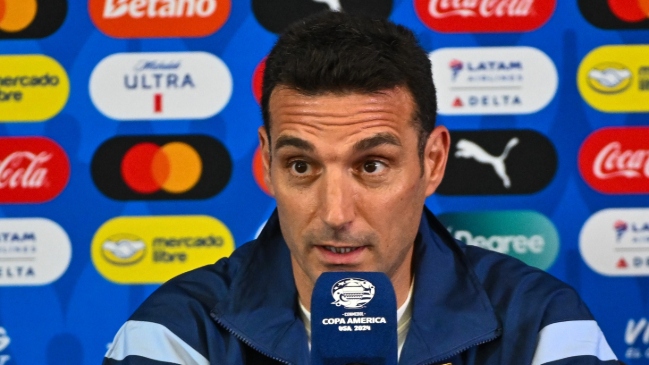 Scaloni le respondió a Bielsa y explicó por qué no habló más de las canchas en Copa América