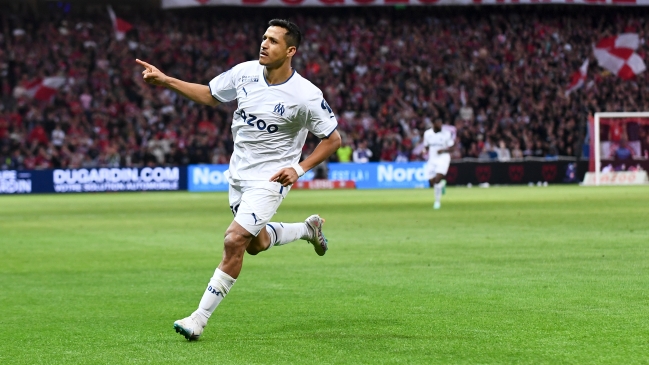 Equipo francés que jugará Champions League se mete en la pelea por Alexis Sánchez