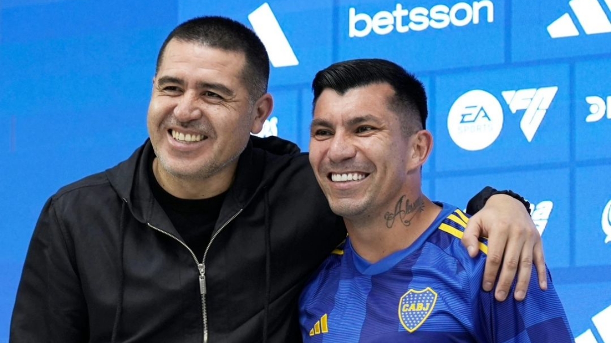 La insólita explicación de Juan Román Riquelme tras el papelón con la inscripción de refuerzos