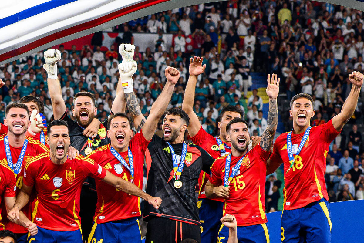 España no se detiene en sus ambiciones y las quiere todas en el fútbol