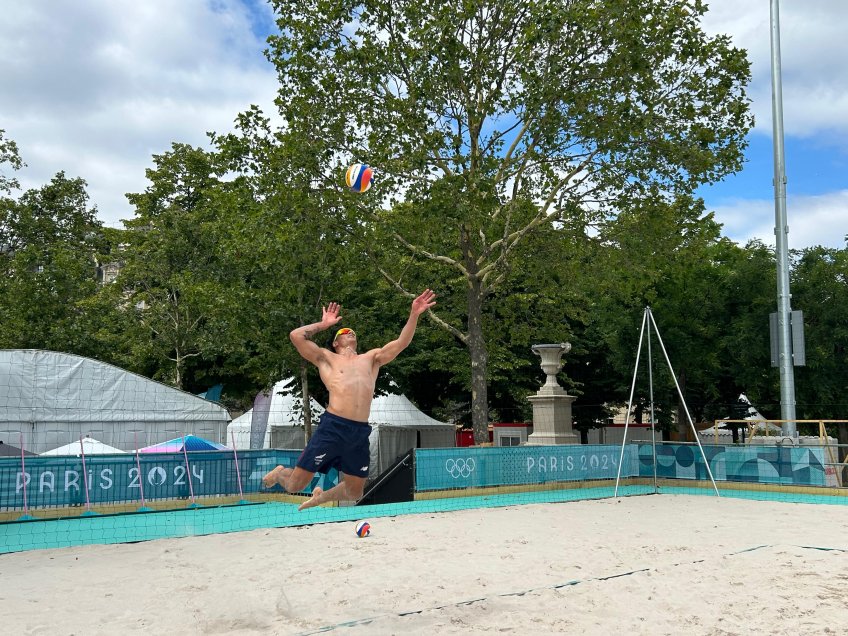 Los primos Grimalt entrenaron a los pies de la Torre Eiffel en la previa de los Juegos Olímpicos
