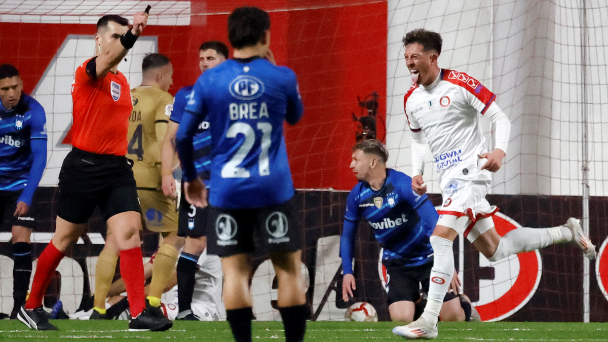 Unión La Calera dio vuelta el partido ante Huachipato y mete presión en la parte baja de la tabla