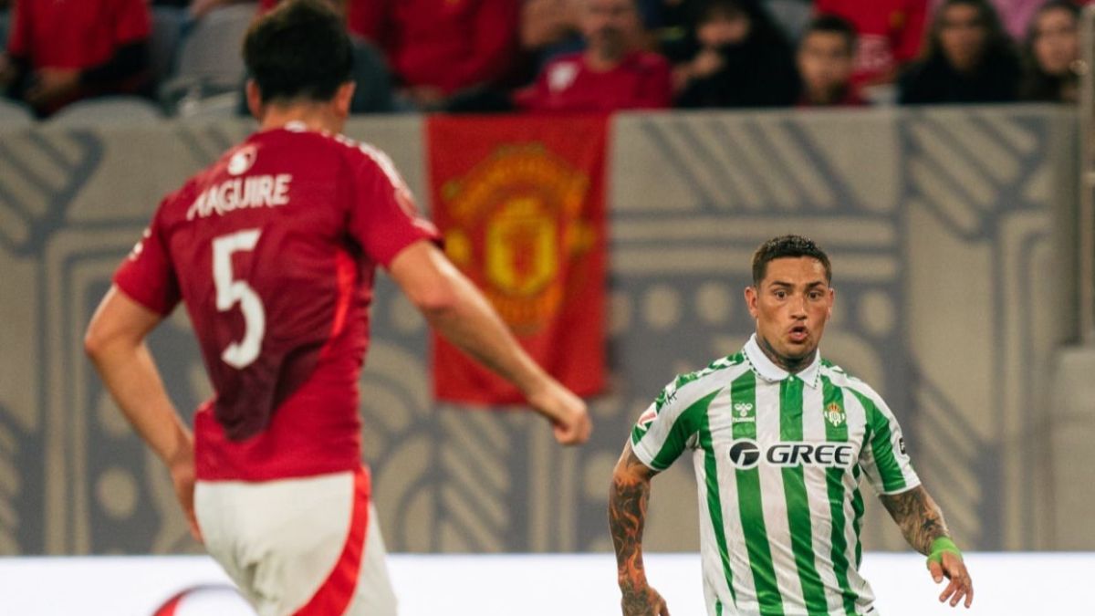 Real Betis de Manuel Pellegrini cayó en duelo de pretemporada ante Manchester United