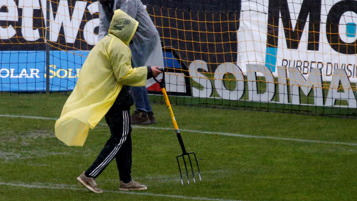 Colo Colo quiere que se suspenda el partido ante Huachipato