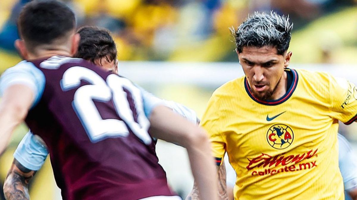 Diego Valdés fue figura en triunfo del América ante equipo de Premier League