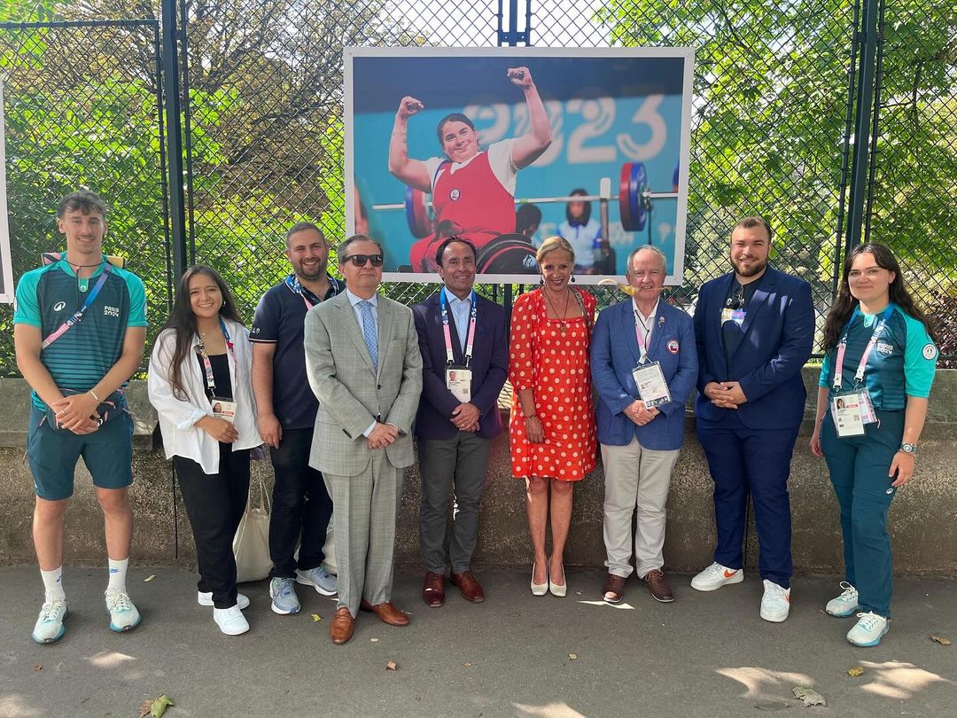 Ministro Jaime Pizarro alabó la medalla obtenida por Yasmani Acosta