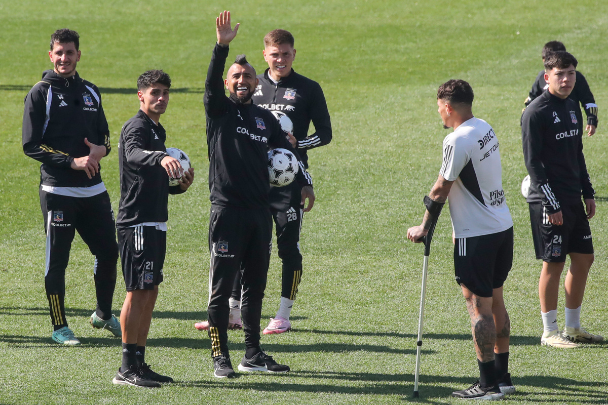 ¿Falta Alguien? Colo Colo hizo oficial la convocatoria para el Superclásico