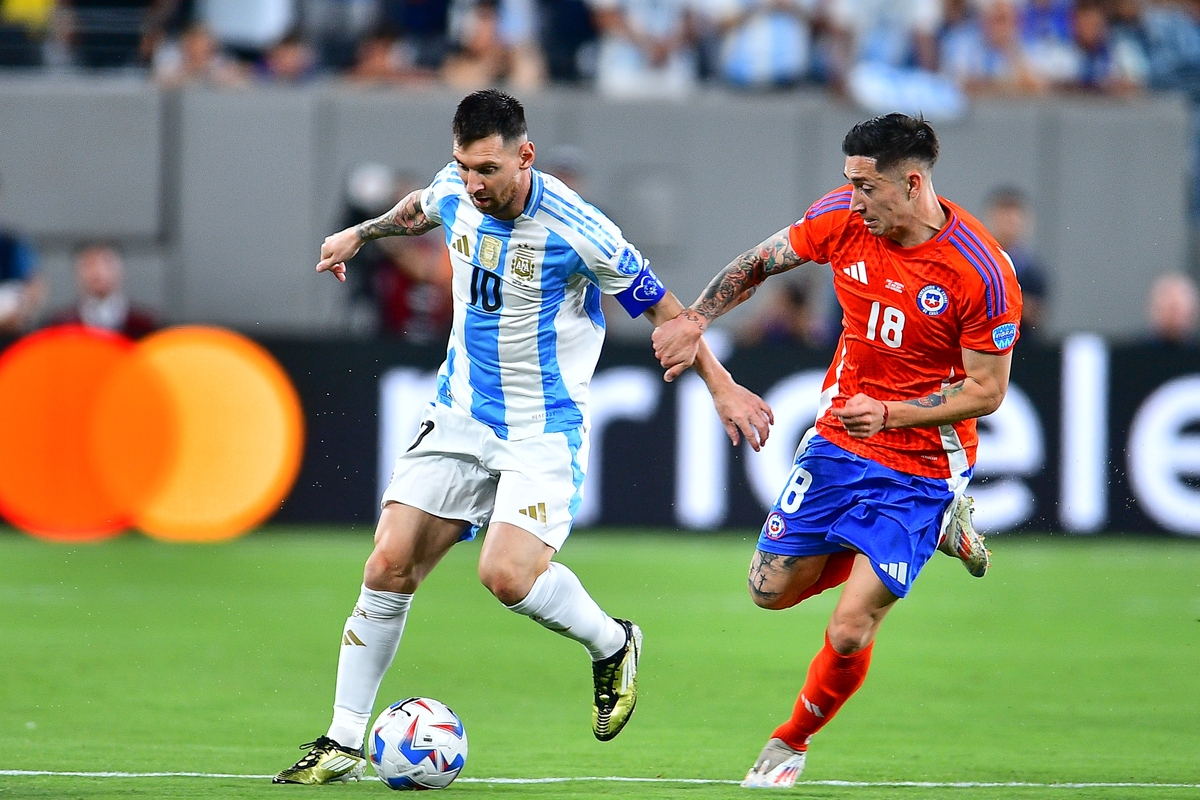 Los futbolistas que juegan en Argentina y son opción para Gareca en La Roja