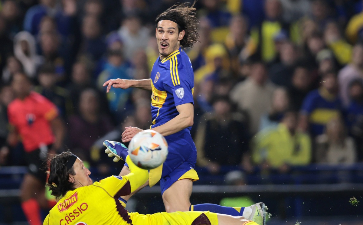 Boca Juniors con Gary Medel de titular dio el primer golpe en la Sudamericana