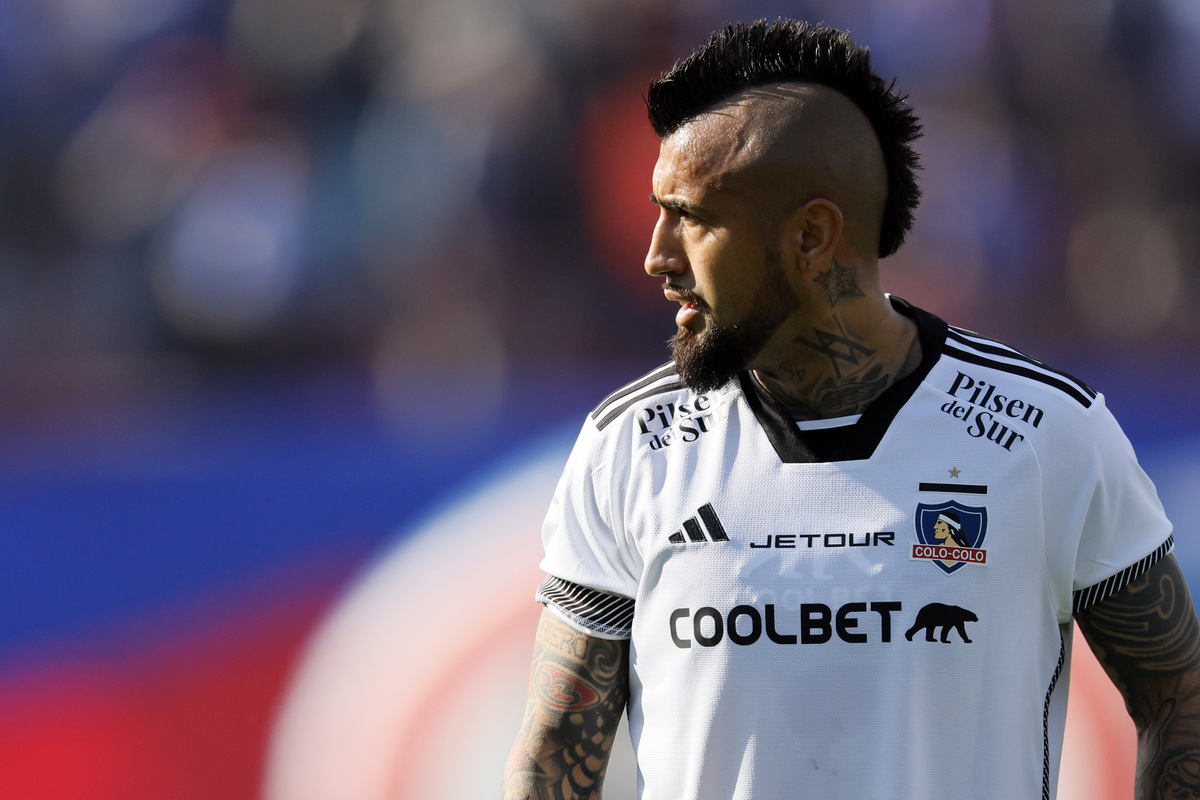 Atención hinchas de Colo Colo: Arturo Vidal aclaró si irá o no a la revancha con Junior de Barranquilla