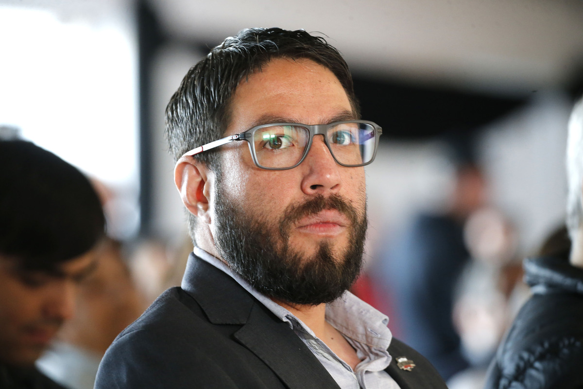 El presidente de Colo Colo recibe duras críticas por parte de exdirectora de la institución