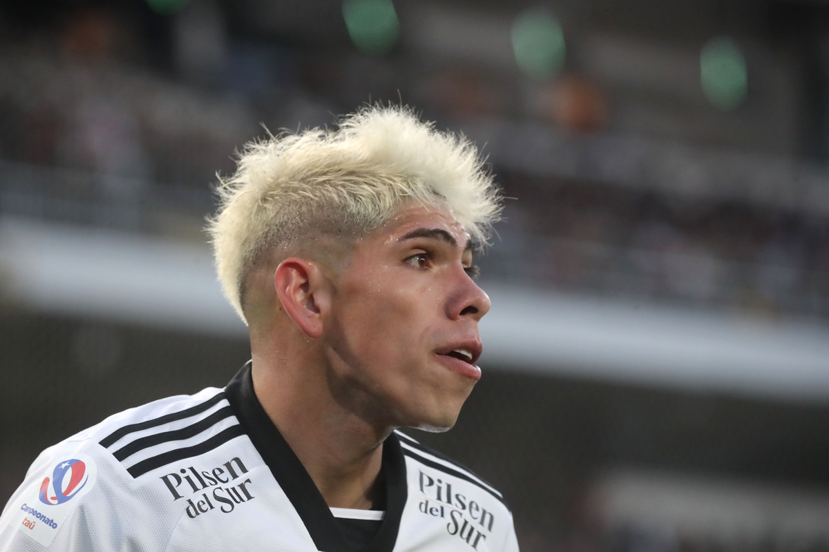 ¿Qué pasó con Carlos Palacios en la última práctica de Colo Colo?