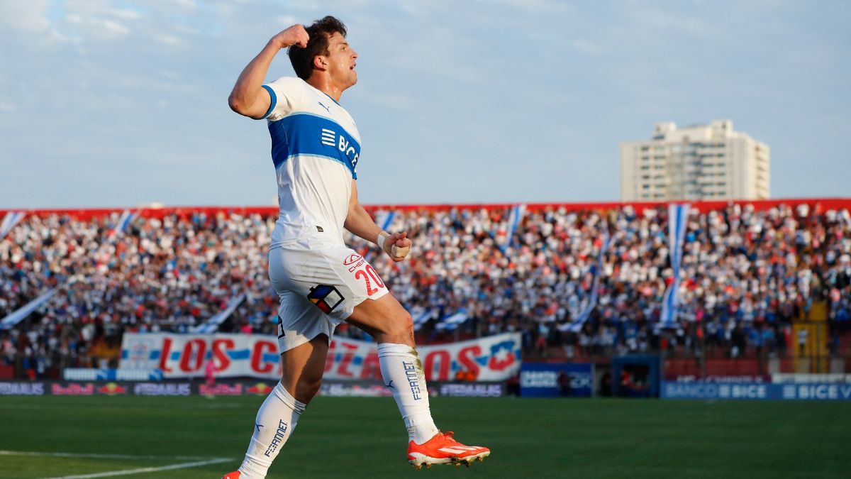 La UC gustó y goleó a Huachipato en el Campeonato Nacional