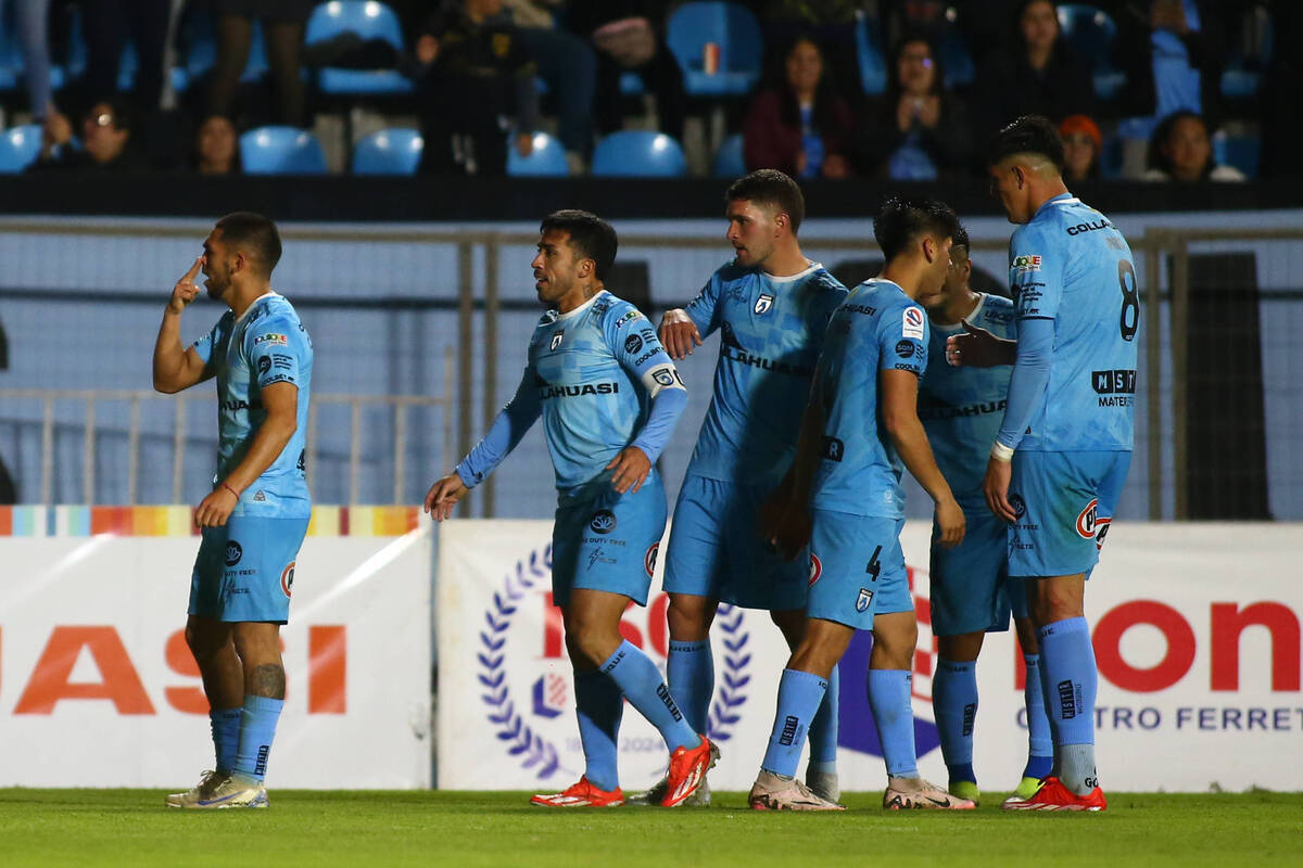 Iquique se vuelve a ilusionar a costa de Copiapó que se hunde en la tabla