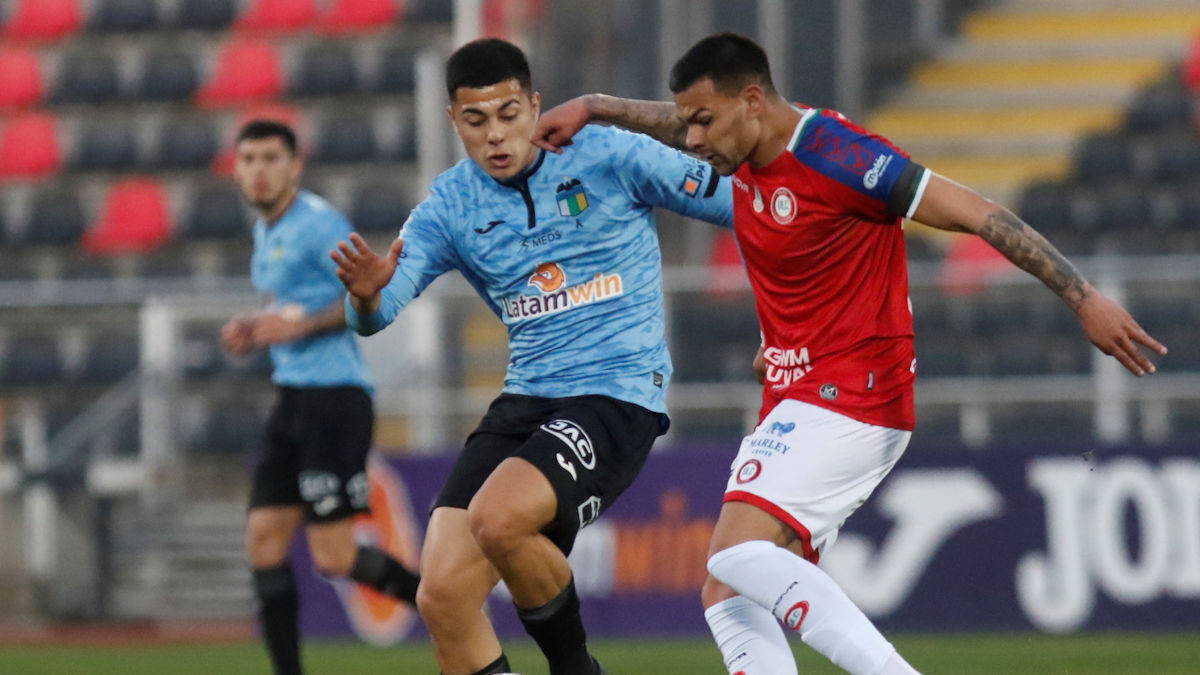 O’Higgins y Unión La Calera protagonizaron empate que les da aire a ambos en el Campeonato Nacional