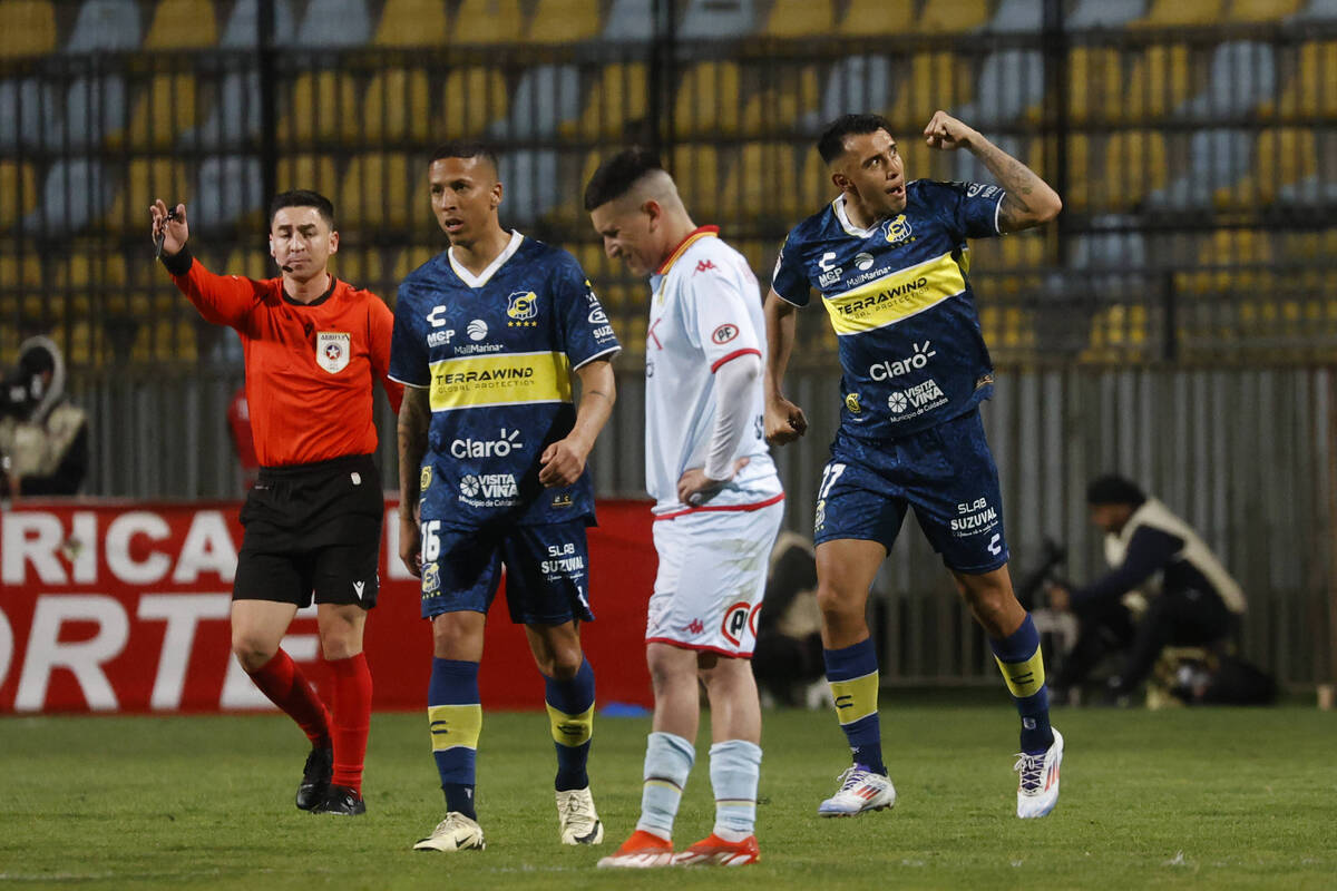 Everton ganó y se metió en zona de copa internacionales