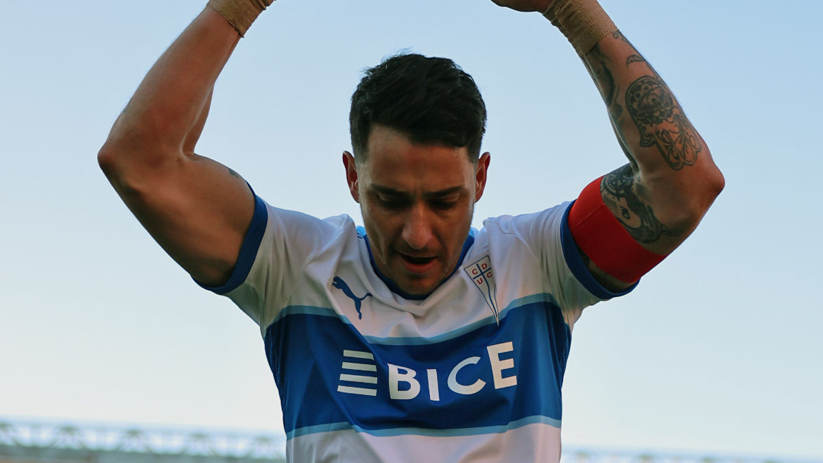 ¿A cuántos goles quedó Fernando Zampedri de ser máximo goleador histórico de U. Católica?